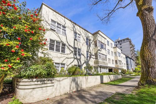 204-1565 Burnaby St, Vancouver, BC, V6G1X1 | Card Image