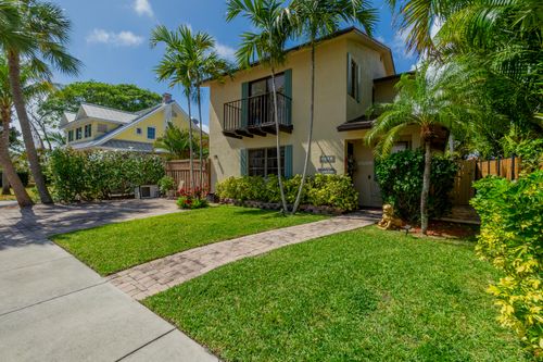 1827 N Palmway, Lake Worth Beach, FL, 33460-6646 | Card Image
