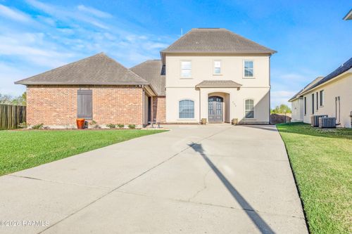 111 Deer Run Dr, Lafayette, LA, 70506-7527 | Card Image