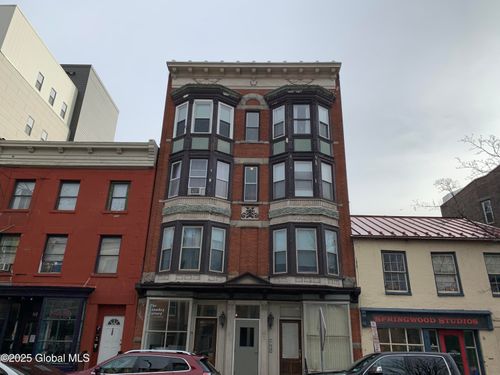 apt-2-150 4th St, Troy, NY, 12180-4103 | Card Image