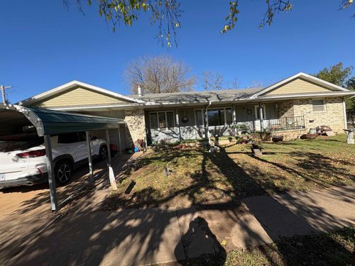 203 N Chisholm St, Caldwell, KS, 67022-1525 | Card Image