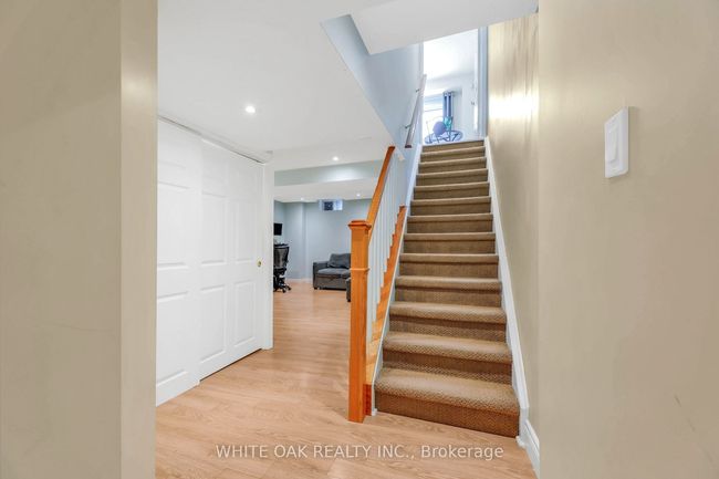 43 Sassafras Cir, House attached with 4 bedrooms, 4 bathrooms and 2 parking in Thornhill ON | Image 40