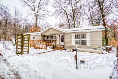 1041 S Poplar Ave, White Cloud, MI, 49349-8513 | Card Image