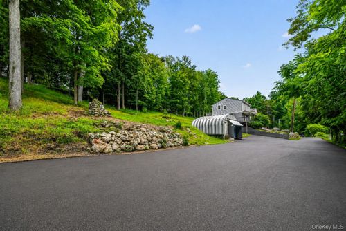 17 Underhill Trl, Monroe, NY, 10950-6619 | Card Image