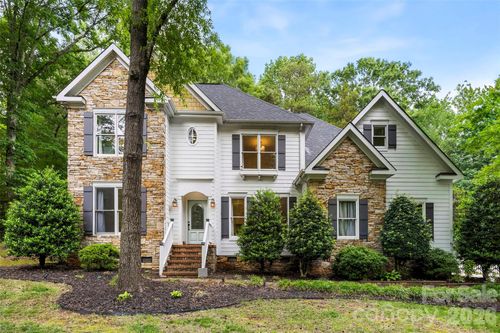 10112 Windtree Ln, Charlotte, NC, 28215-9014 | Card Image