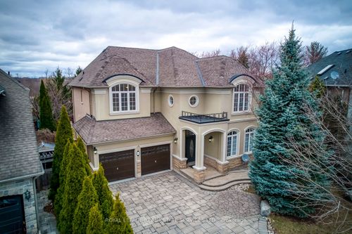 169 Spring Azure Cres, Oakville, ON, L6L6V7 | Card Image