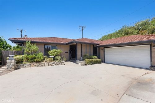 13675 Sycamore Dr, Whittier, CA, 90601-3848 | Card Image