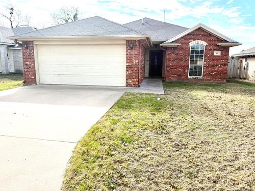 49 Amberwood Dr, San Angelo, TX, 76903-9144 | Card Image