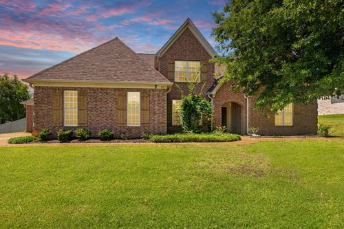 8717 Brunswick Farms Dr, Bartlett, TN, 38002-4628 | Card Image