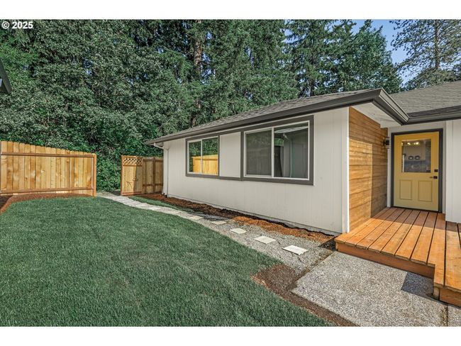 50 Nw 180 Th Ave, House other with 4 bedrooms, 2 bathrooms and 1 parking in Beaverton OR | Image 41