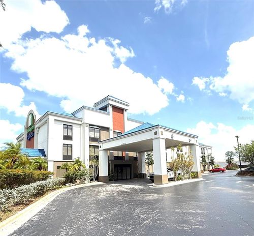 9400 19th Ln, Vero Beach, FL, 32966-3070 | Card Image