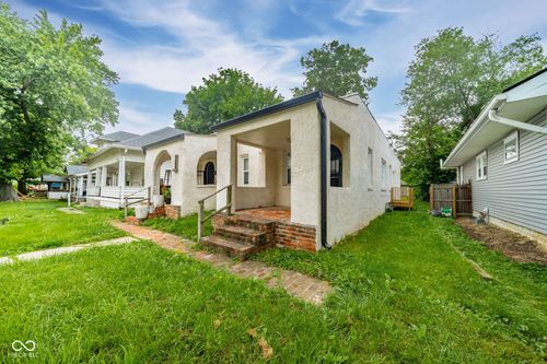 4033 Boulevard Pl, Indianapolis, IN, 46208-3832 | Card Image