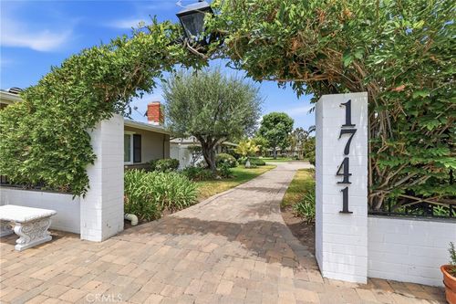 12c-1741 Tustin Ave, Costa Mesa, CA, 92627-3290 | Card Image