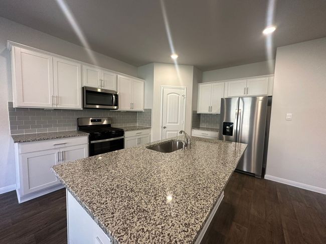176 Docile Loop, House other with 4 bedrooms, 3 bathrooms and 2 parking in San Marcos TX | Image 13