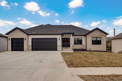 3630 N Thistlewood Ct, Springfield, MO, 65803-6401 | Card Image