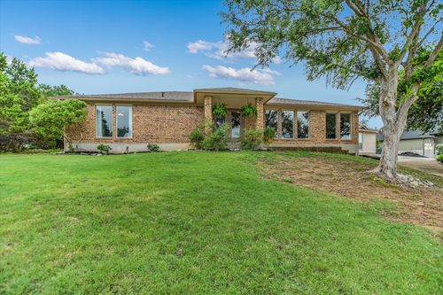 60 Crazy Cross Rd, Wimberley, TX, 78676-2135 | Card Image