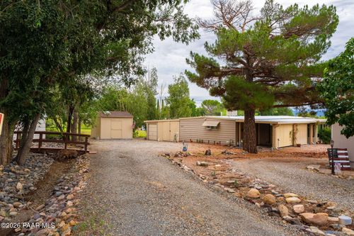 10075 E Dapple Grey Trl, Dewey, AZ, 86327-5114 | Card Image