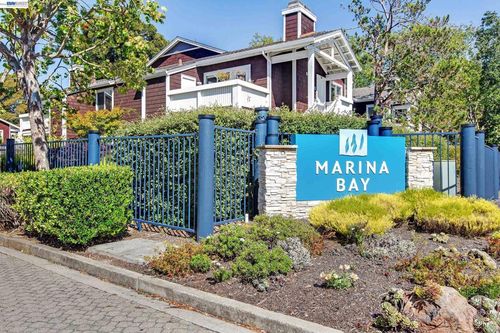 135 Bayside Ct, Richmond, CA, 94804-7446 | Card Image