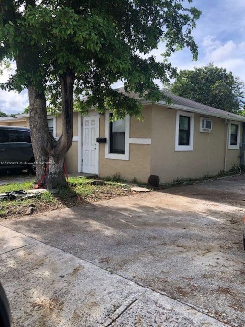 1-2237 Taft St, Hollywood, FL, 33020-2640 | Card Image