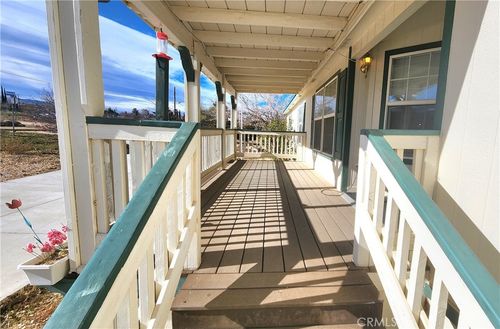 13211 E Avenue W8, Pearblossom, CA, 93553-3210 | Card Image