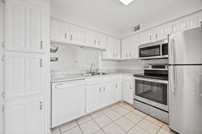 APT-35B - 333 Melrose Dr, Condo with 2 bedrooms, 3 bathrooms and null parking in Richardson TX | Image 6