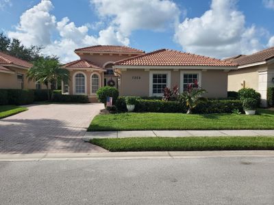 7208 Maidstone Drive, House other with 3 bedrooms, 2 bathrooms and null parking in Port St Lucie FL | Image 2