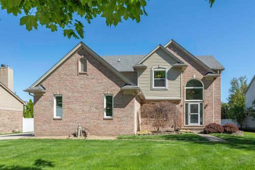 36520 Tom Brown Court, Westland, MI, 48185 | Card Image