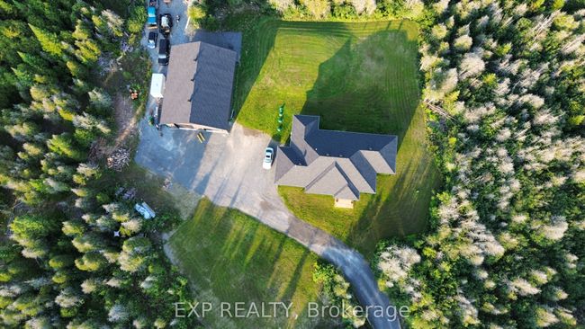 7433 Dwyer Hill Rd, House other with 3 bedrooms, 3 bathrooms and 18 parking in Burritts Rapids ON | Image 27
