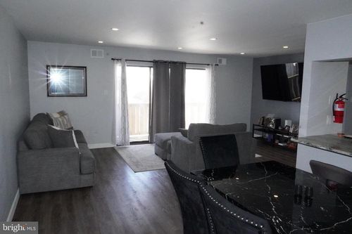 704 The Woods, CHERRY HILL, NJ, 08003-4707 | Card Image