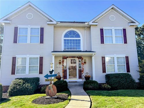 128 Stratford Ct, New Stanton, PA, 15672-9427 | Card Image