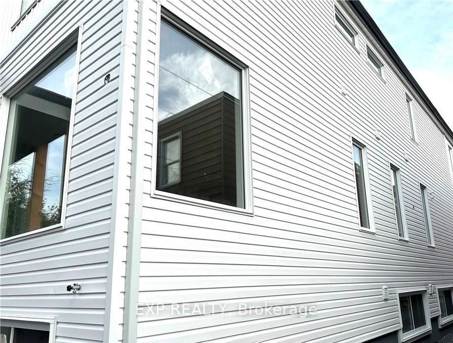 Residential in West Centre Town 3