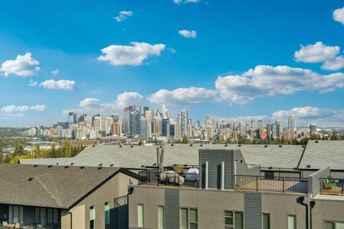 228 Sovereign Common Sw, Calgary, AB, T3C3Y3 | Card Image