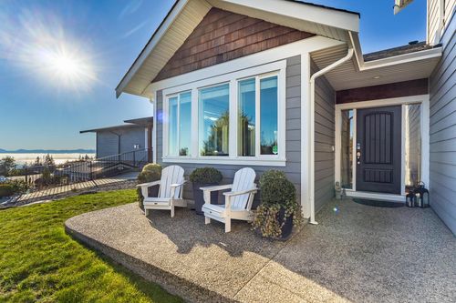 6355 Baillie Rd, Sechelt, BC, V7Z0V2 | Card Image