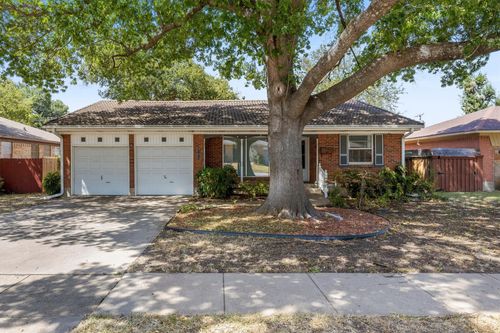 1013 Bandera Ln, Garland, TX, 75040-4517 | Card Image