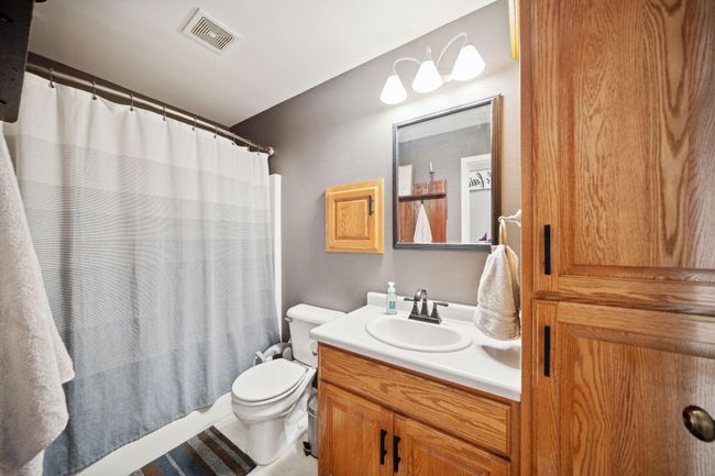 Main level bathroom. | Image 14