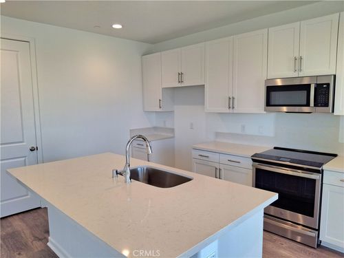 31367 Trappers Loop, Winchester, CA, 92596-6663 | Card Image