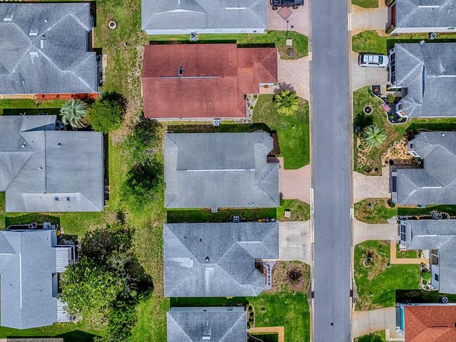 32708 Westwood Loop, House other with 2 bedrooms, 2 bathrooms and null parking in LEESBURG FL | Image 45
