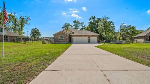 9239 White Tail Dr, Conroe, TX, 77303-4295 | Card Image