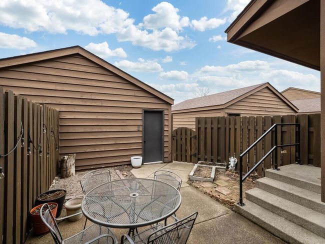 Private front patio | Image 4