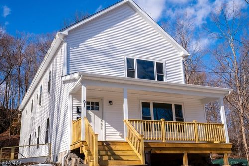 91 Mount View St, Newton, NJ, 07860-2208 | Card Image