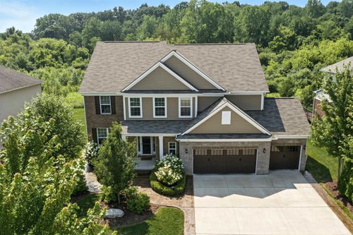 2066 Findley Cir, Lake Orion, MI, 48360-1253 | Card Image