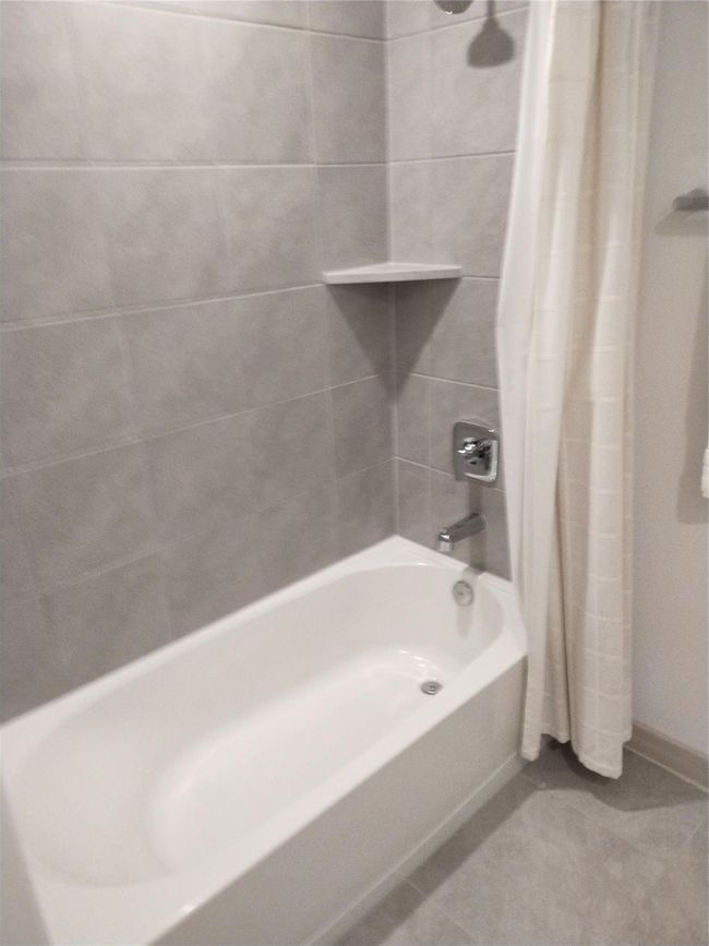Hall bath looks like new. | Image 12