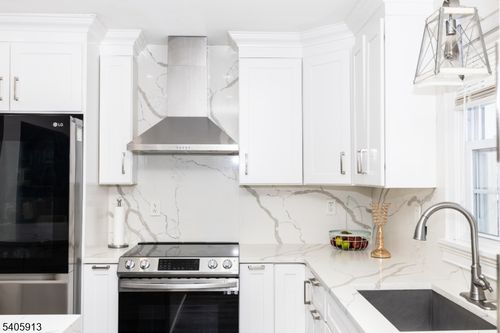 654 Succasunna Rd, Landing, NJ, 07850-1456 | Card Image