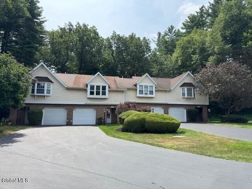 4034 Chaucer Pl, Slingerlands, NY, 12159-9506 | Card Image