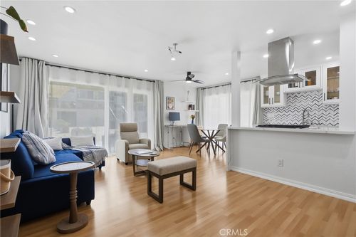 134-1600 Ardmore Ave, Hermosa Beach, CA, 90254-5229 | Card Image