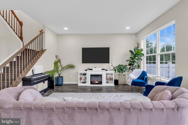 51 Begonia Ln, Townhouse with 3 bedrooms, 3 bathrooms and null parking in MONROE TOWNSHIP NJ | Image 14