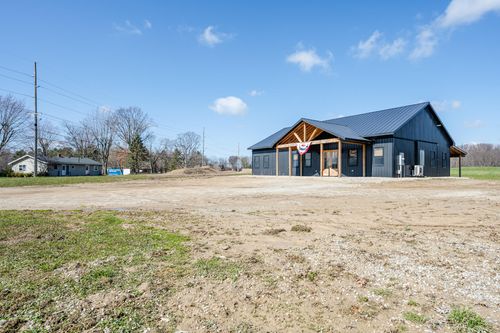 2035 Dairy Rd, Berrien Springs, MI, 49103 | Card Image