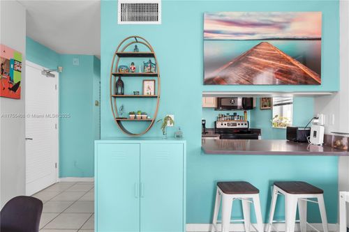 apt-312-1308 Drexel Ave, Miami Beach, FL, 33139-8128 | Card Image
