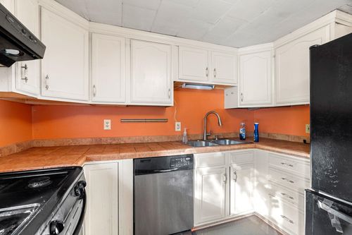 21 Marcoux Rd, Newton, NH, 03858-3511 | Card Image