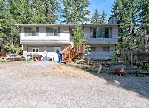16820 430th Pl Se, North Bend, WA, 98045-9646 | Card Image